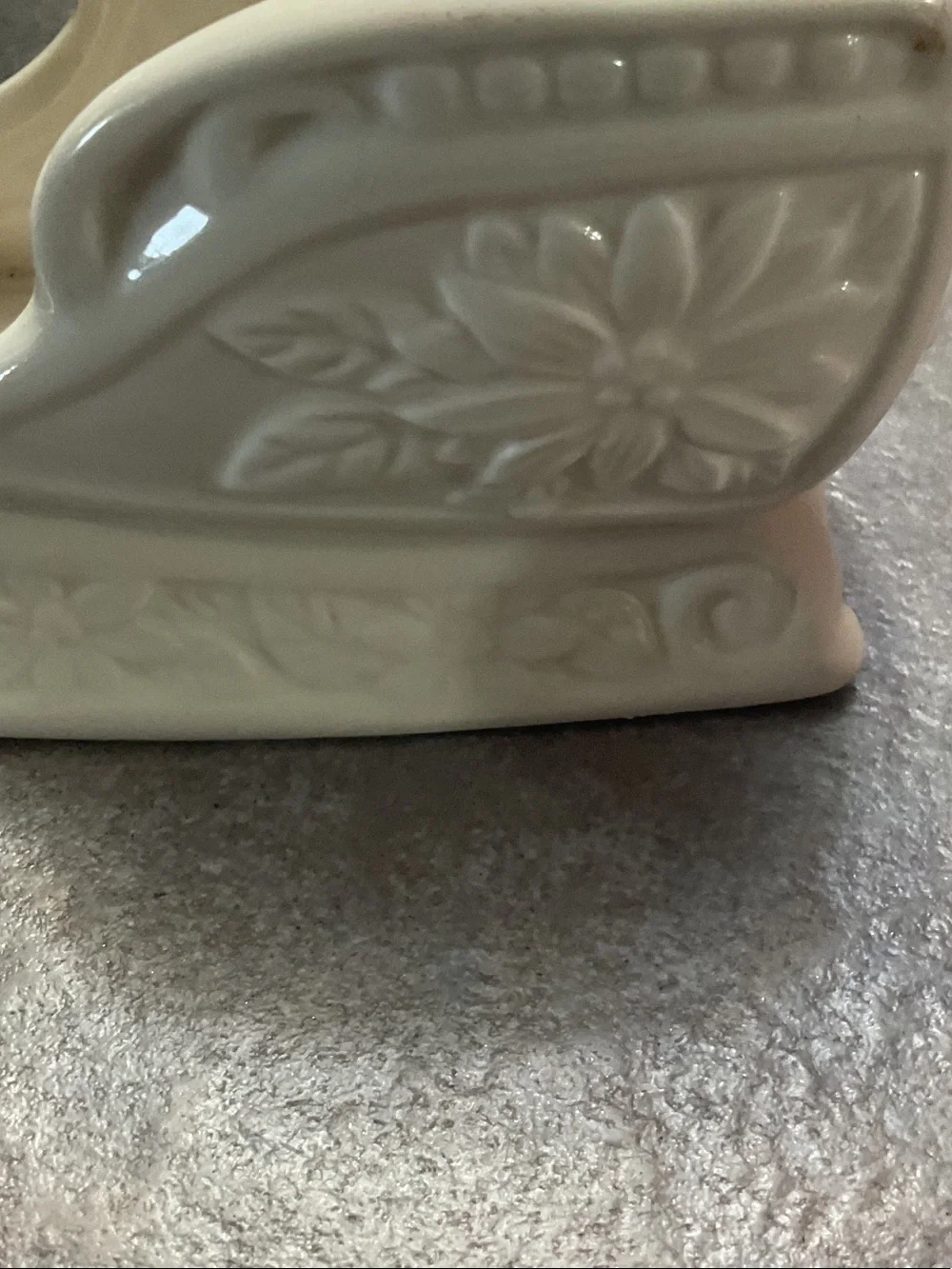 N/A elegant ivory